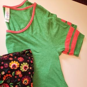 Lularoe Small Perfect T & OS Leggings